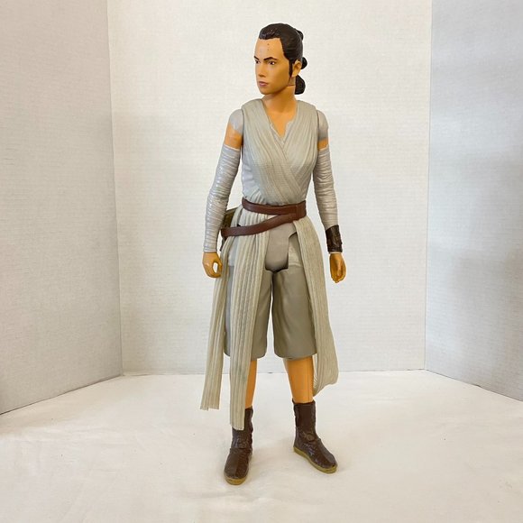Star Wars Action Figure Jakks 18" Tall Big Figs REY Force Awakens Episode VII - Picture 1 of 4